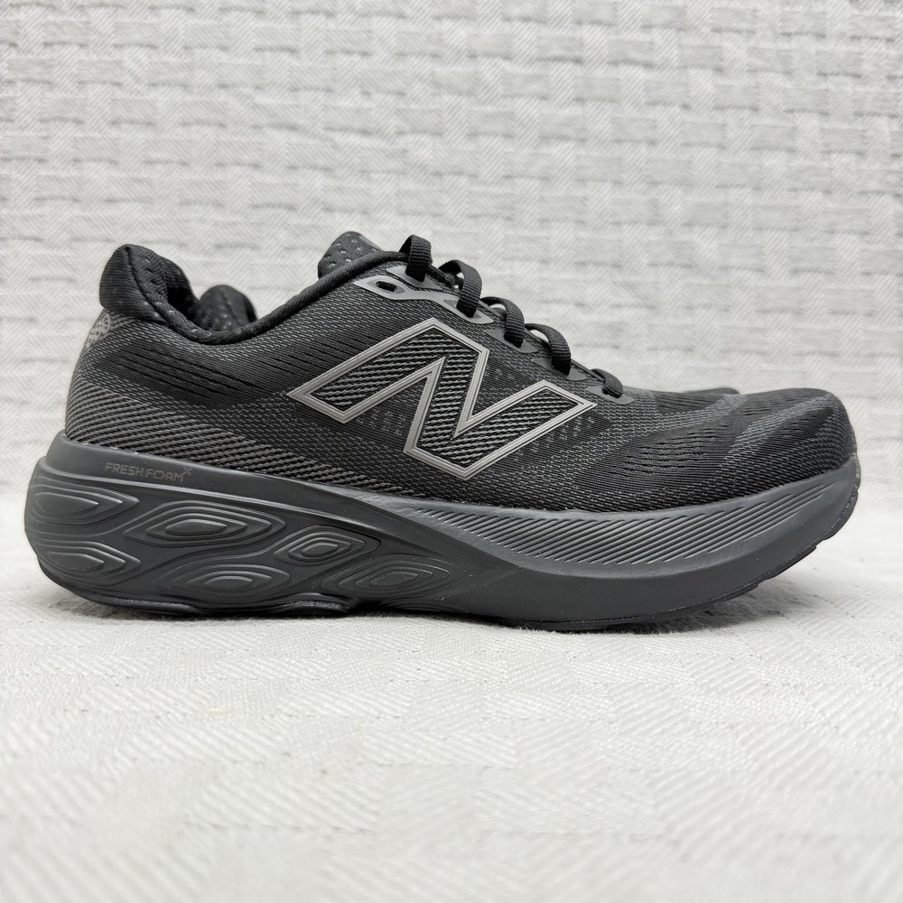 New‎ Balance Fresh Foam X 880v15 M880K15 Shoes Womens Size 9.5 4E Black Running
